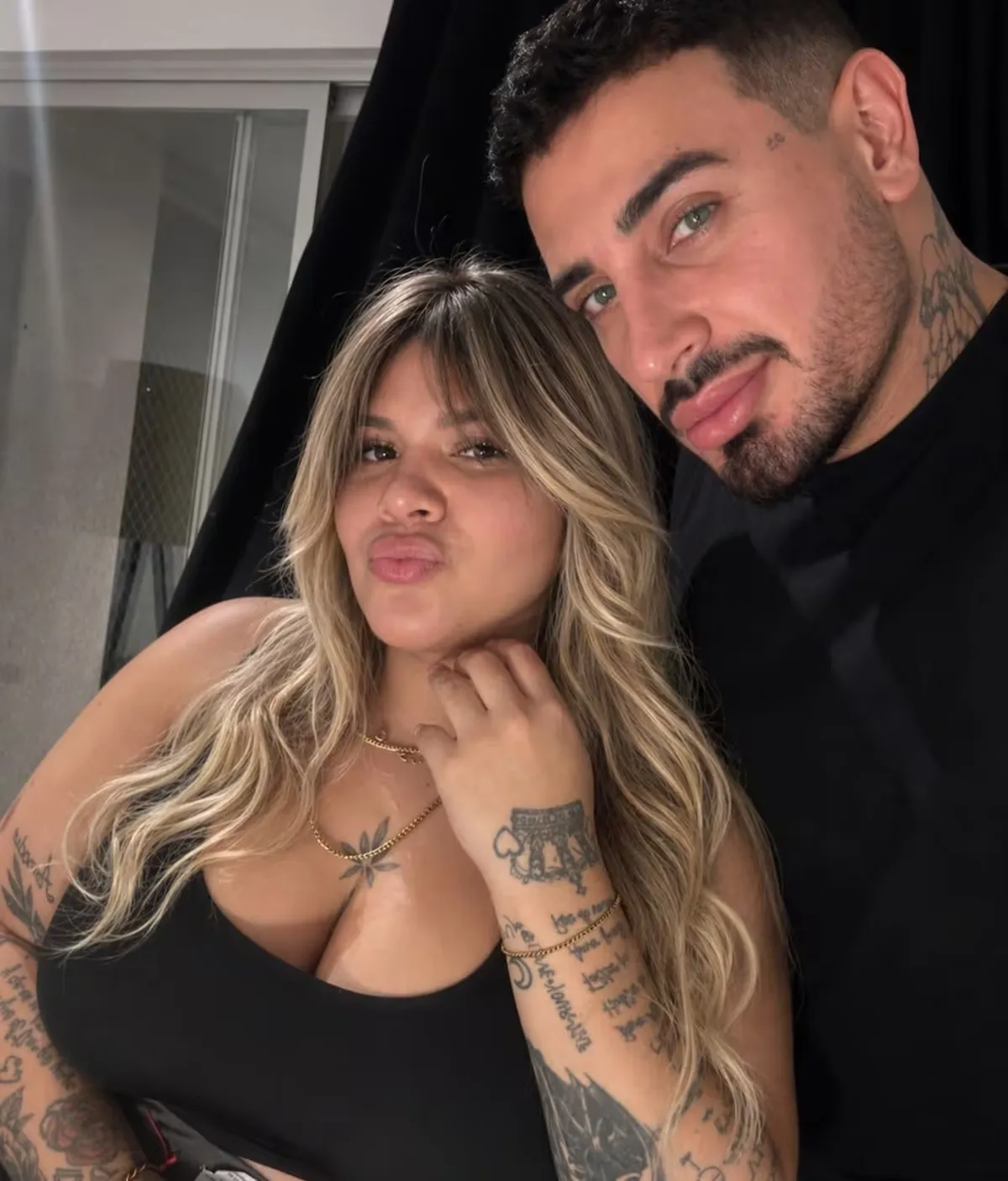 Morena Rial presumió su cambio de look. Morena Rial presumió su cambio de look.