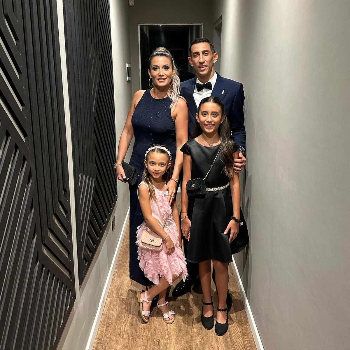 Ángel Di María disfruta en familia mientras Gremio y Rosario Central le hicieron ofertas Ángel Di María disfruta en familia mientras Gremio y Rosario Central le hicieron ofertas