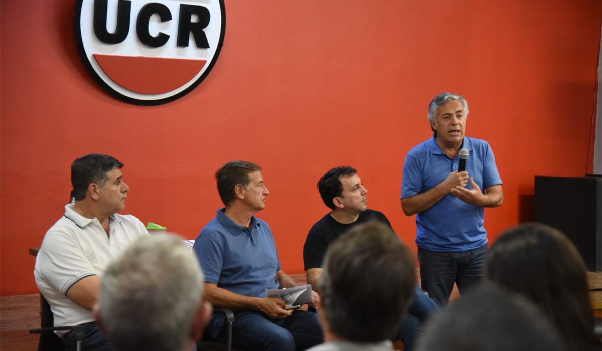 Alfredo Cornejo le bajó el precio a la pelea con Omar De Marchi y se mostró fuerte en Cambia Mendoza.