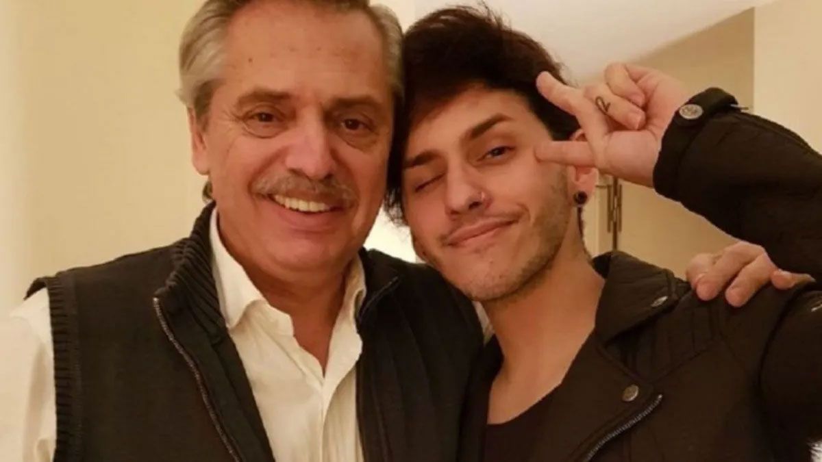 Dyhzy mostró su DNI no binario y reveló su nuevo nombre