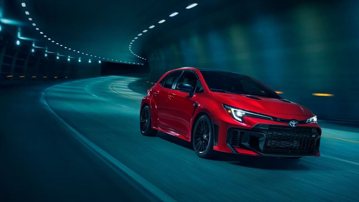 Toyota sorprende a los fanáticos y presenta la nueva versión del Corolla Toyota sorprende a los fanáticos y presenta la nueva versión del Corolla