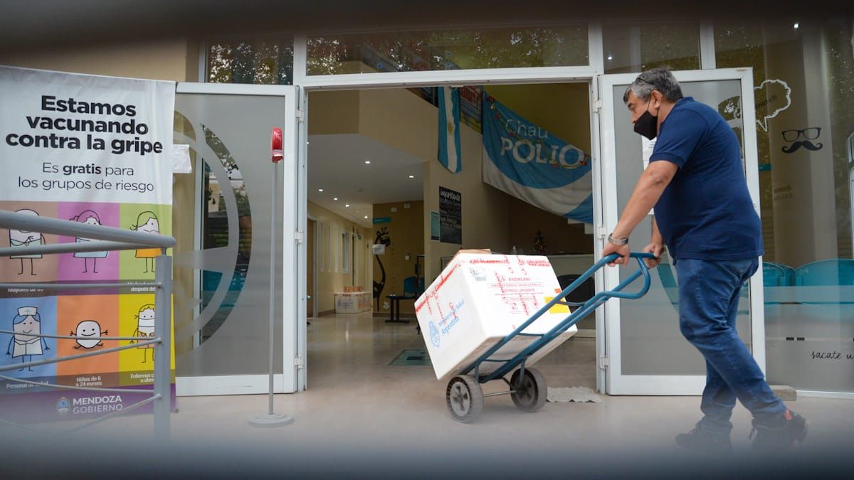Llegó la vacuna rusa a Mendoza