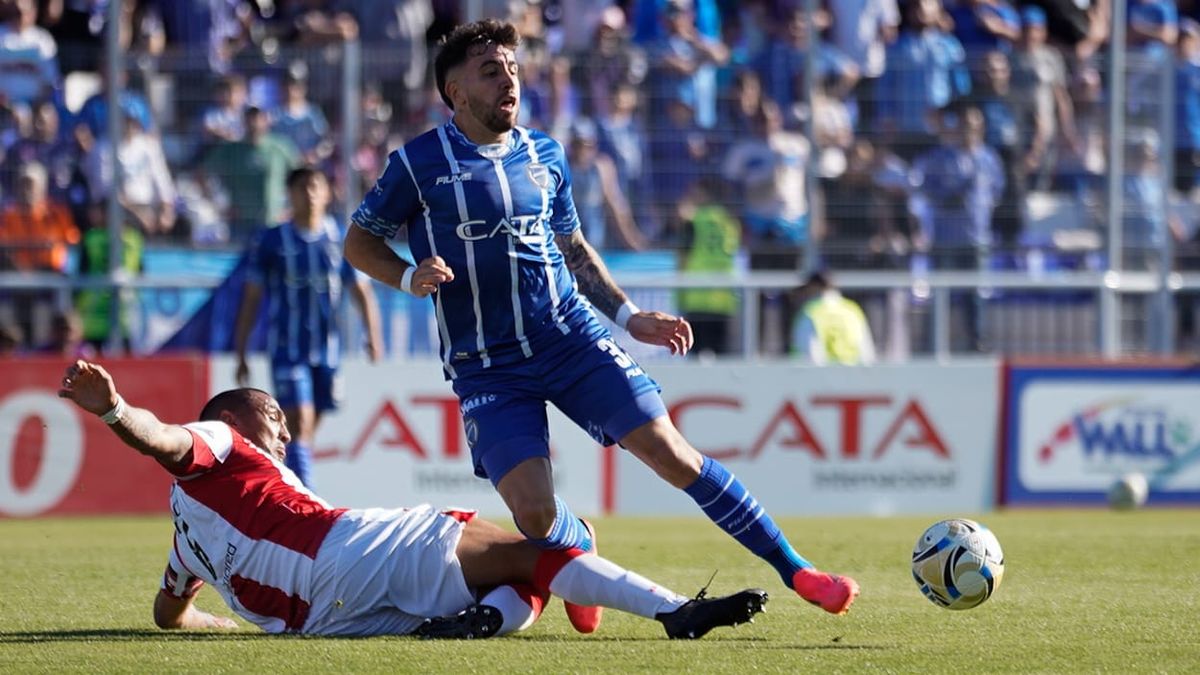 El Tomba sigue en deuda.