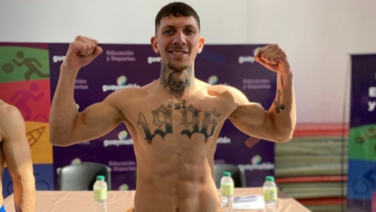 Gonzalo Bajinay será el protagonista del programa de boxeo profesional que vuelve el polideportivo Nicolino Locche, de Guaymallén. Gonzalo Bajinay será el protagonista del programa de boxeo profesional que vuelve el polideportivo Nicolino Locche, de Guaymallén.