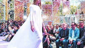 Polémica por la niña modelo de Dior