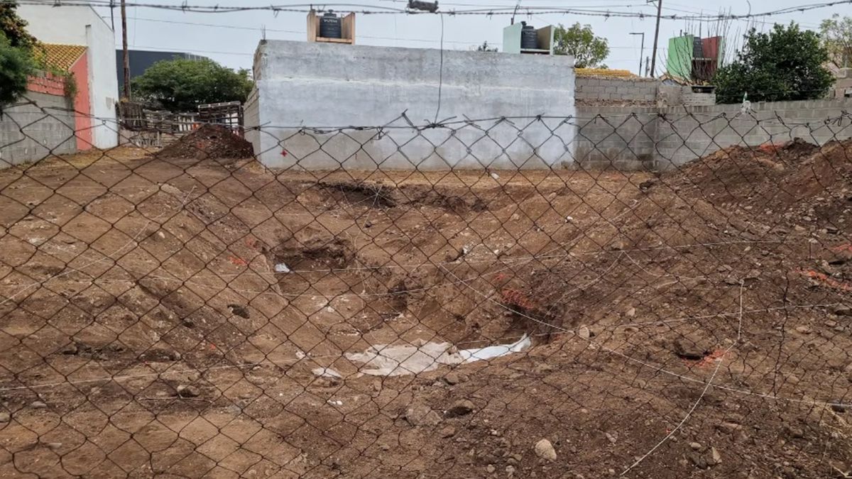 Encontraron más de 20 cadáveres en una fosa cerca de un ex centro clandestino de detención
