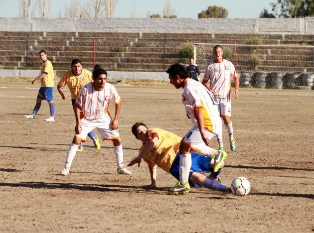 El fútbol sanrafaelino suspendido sin fecha de inicio
