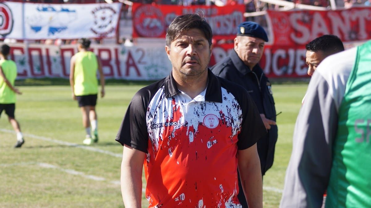 El Cachorro Alejandro Abaurre está haciendo una gran campaña en Huracán Las Heras. El Cachorro Alejandro Abaurre está haciendo una gran campaña en Huracán Las Heras.