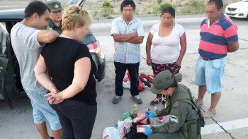 Una ex senadora del PJ y su hijo fueron detenidos con un kilo de marihuana