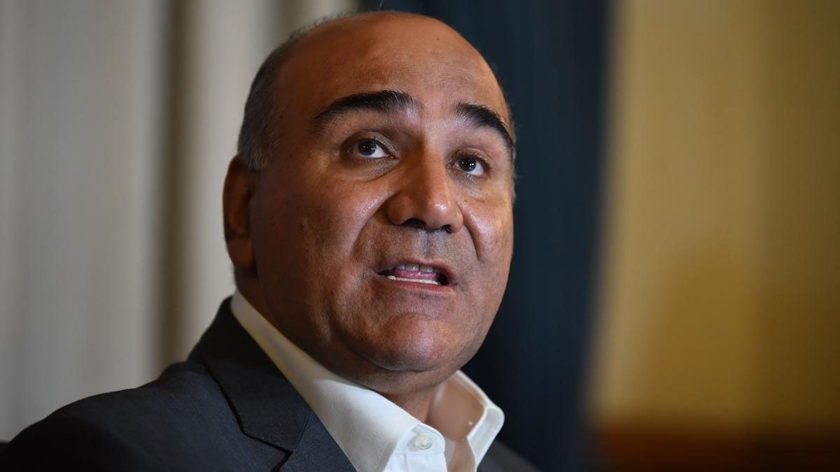 El gobernador de Tucumán, Juan Luis Manzur, no será candidato a vicegobernador. La Corte habilitó las elecciones.