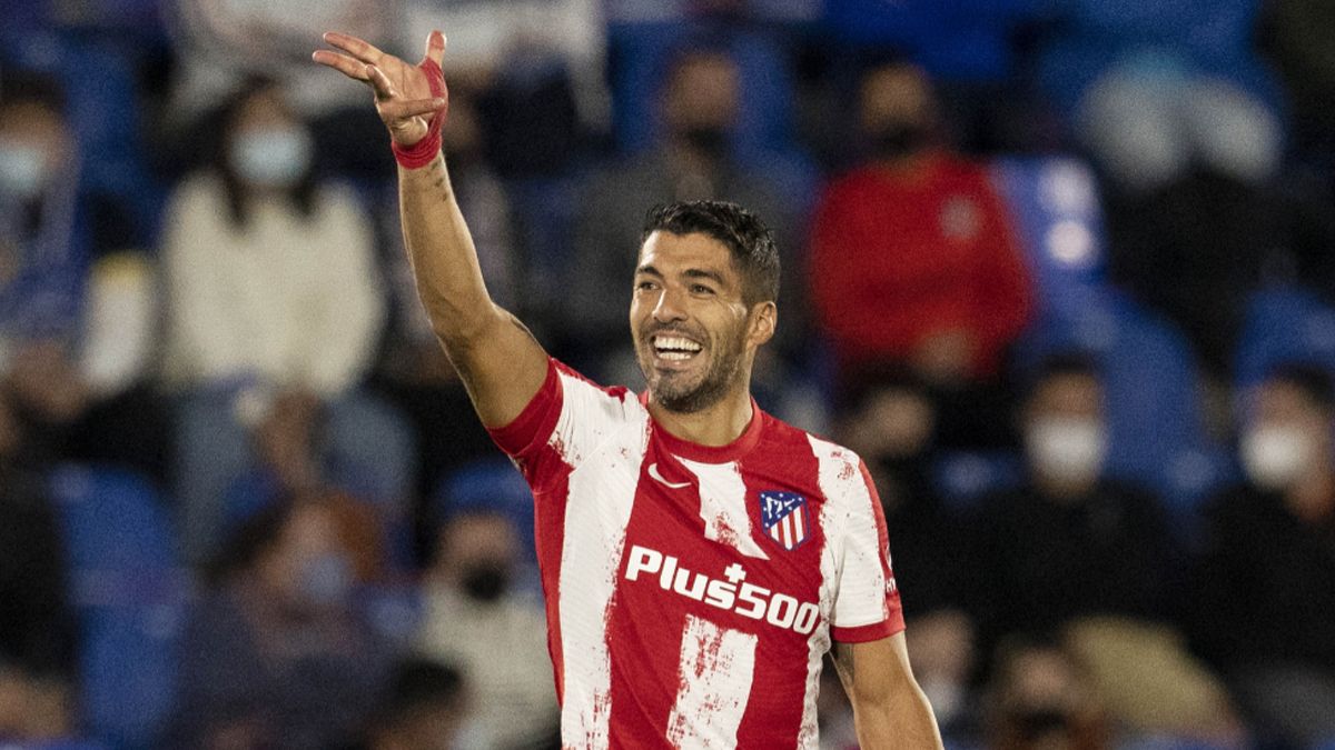 Luis Suárez hizo un doblete para el Atlético Madrid.