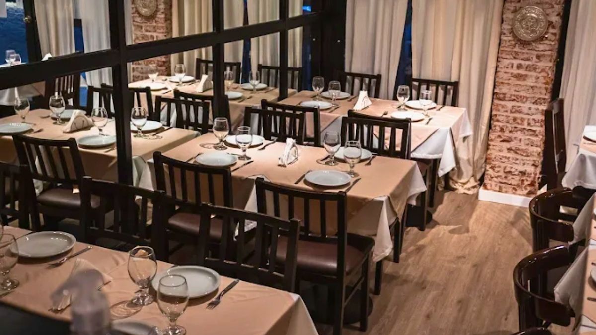 El bodegón se destaca por su ambiente de fineza. El bodegón se destaca por su ambiente de fineza.