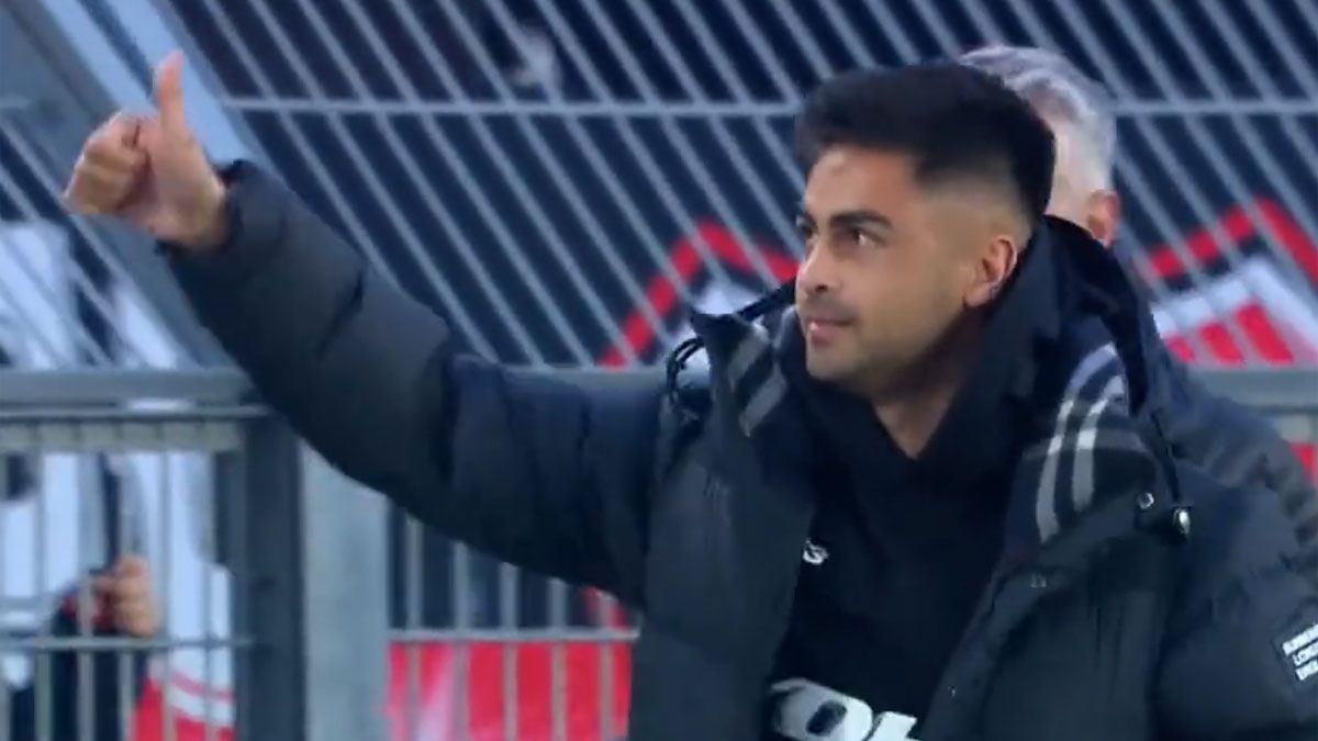 El Pity Martínez dijo presente en el Monumental para alentar a River.