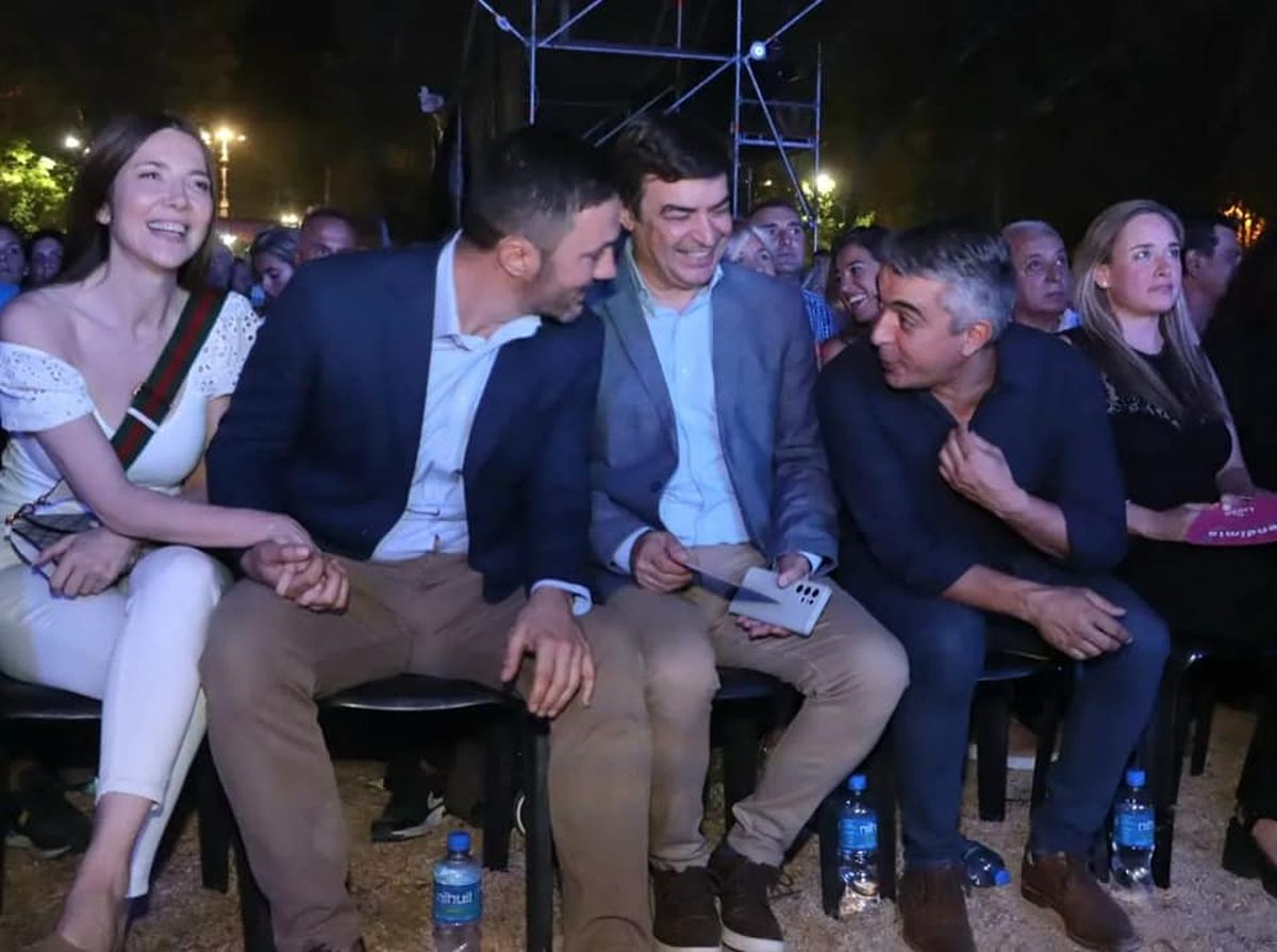 Buena onda. Cristina Pérez, Luis Petri, Omar De Marchi y Sebastián Bragagnolo.