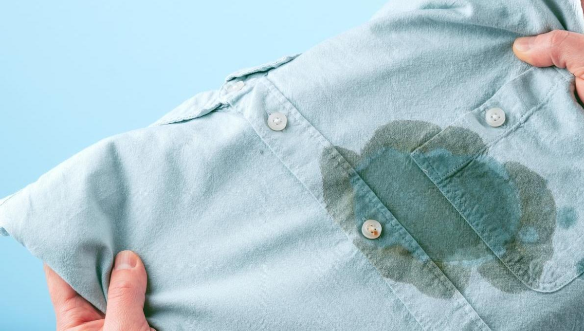 Dile adiós a las manchas de grasa de la ropa con este económico producto de Mercadona