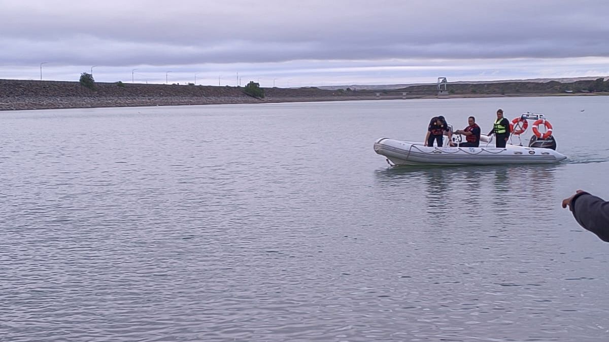 El operativo en El Carrizal terminó pasadas las 10 de este martes luego de encontrar el cuerpo de la víctima. El operativo en El Carrizal terminó pasadas las 10 de este martes luego de encontrar el cuerpo de la víctima.