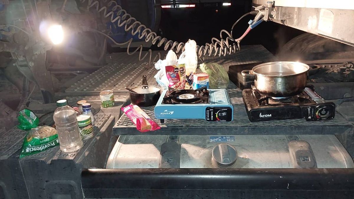 Unos ricos fideos a bordo del camión. Unos ricos fideos a bordo del camión.