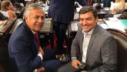Cornejo y De Marchi, sonrientes, en otra época de su vínculo político.&nbsp;