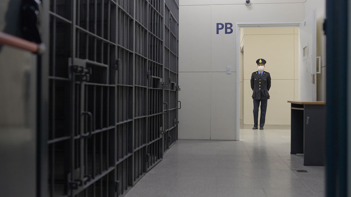 El hombre está detenido e imputado tras la denuncia. El hombre está detenido e imputado tras la denuncia.