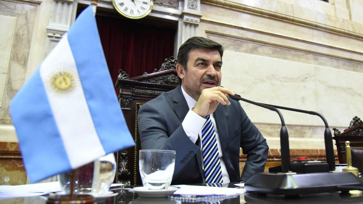 Omar De Marchi es vicepresidente primero de la Cámara de Diputados de la Nación.