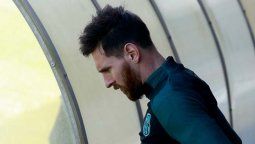 No aclares que oscurece: le dijo idiota a Messi y se armó