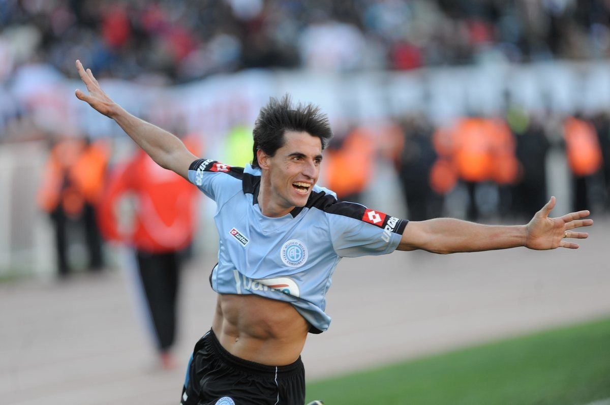 Guillermo Farré, festejando su gol en el estadio Monumental.