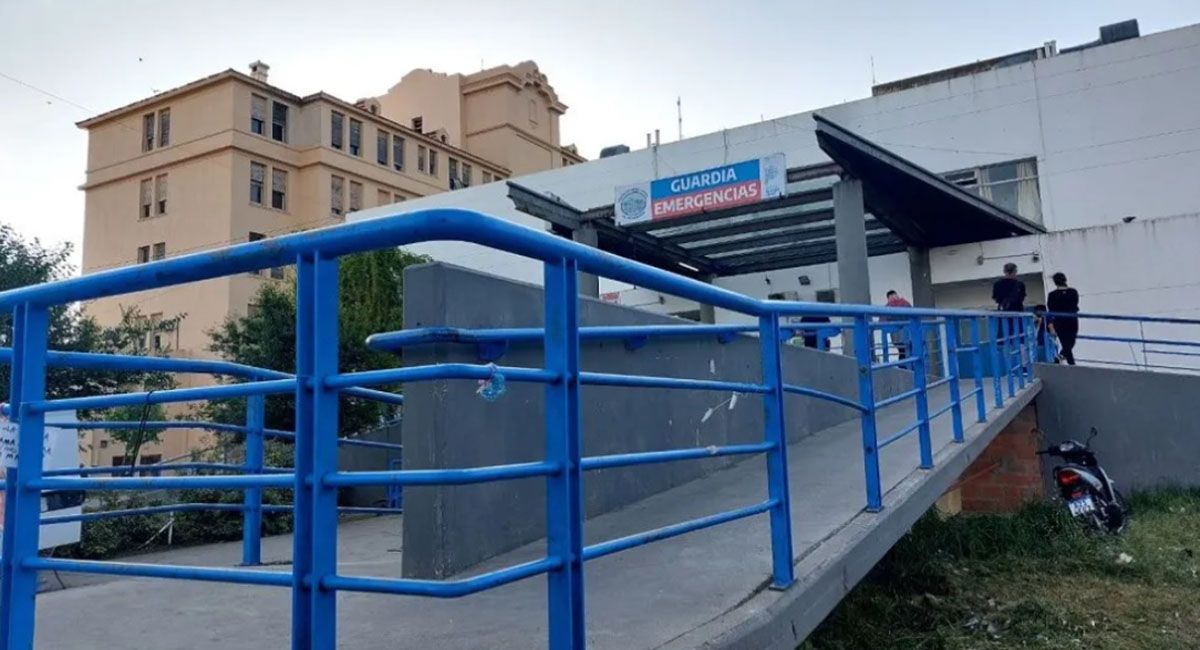 Violó una restricción deacercamiento y atacó a puñaladas al hombre que estaba con su ex pareja.