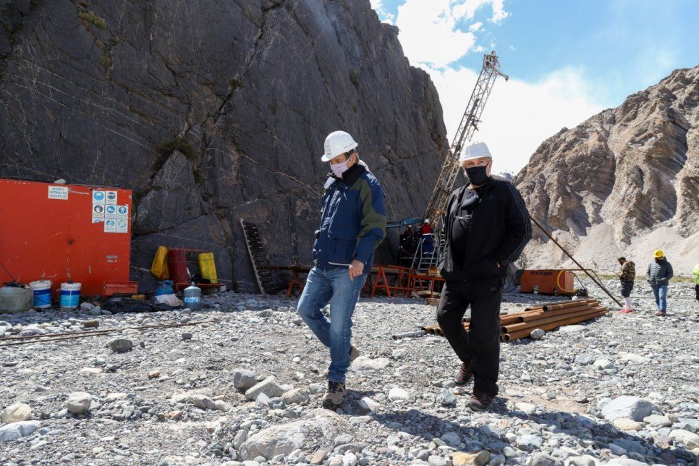 El intendente Emir Félix visitó este martes la zona en donde se emplazará el túnel de baja altura del Paso de Las Leñas.