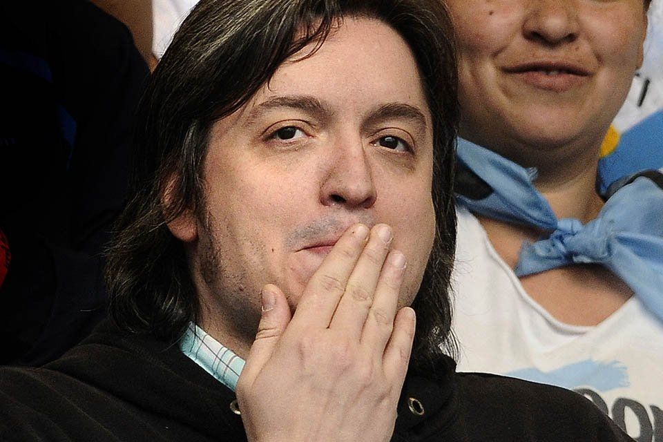 Máximo presentó seis proyectos de ley para honrar la memoria de Kirchner