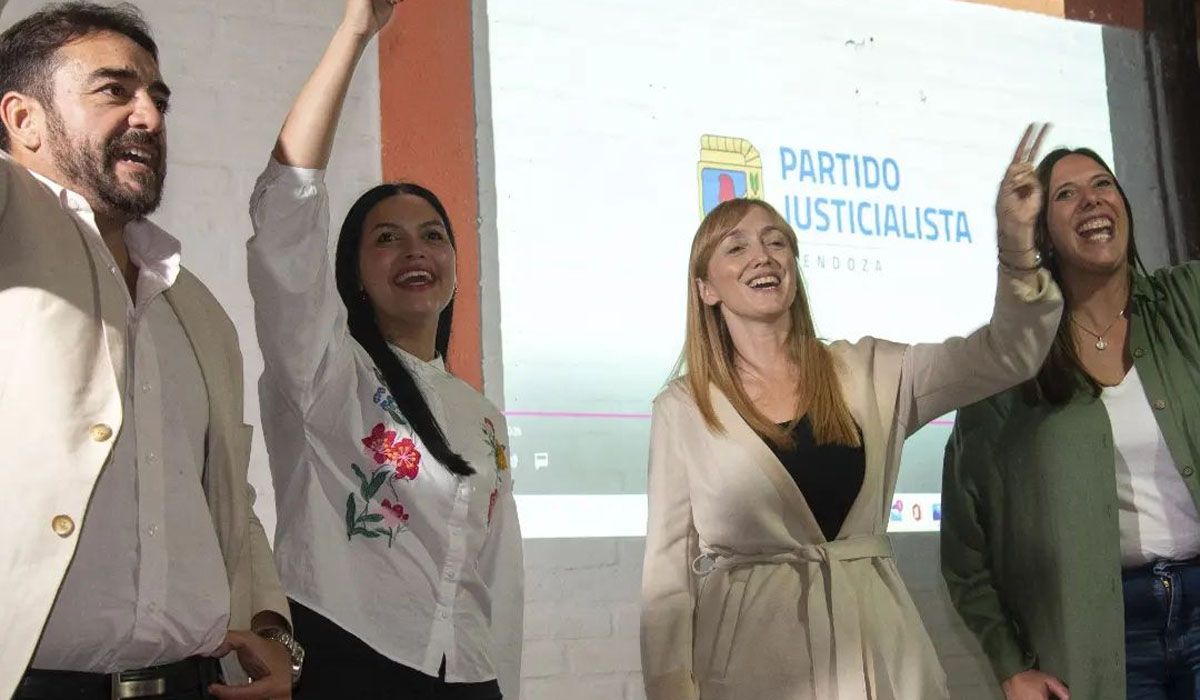 Fernando Ubieta, de La Paz y Flor Destéfanis, de Santa Rosa, son las dos primeras comunas peronistas en desdoblar. Pertenecen al sector de La Cámpora, liderado por Anabel Fernández Sagasti