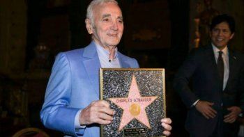 Charles Aznavour tendrá su estrella en el Paseo de la Fama de Hollywood