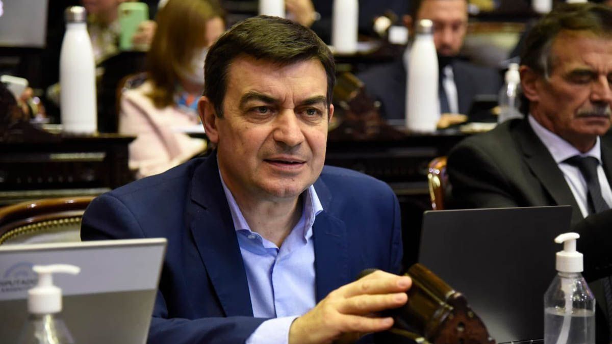 Omar De Marchi se mide para crear un espacio político nuevo