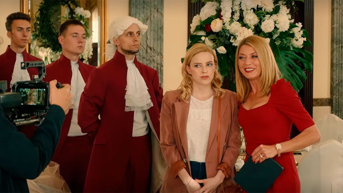 "¡Que se besen!" ya está disponible en Netflix desde el 26 de abril.