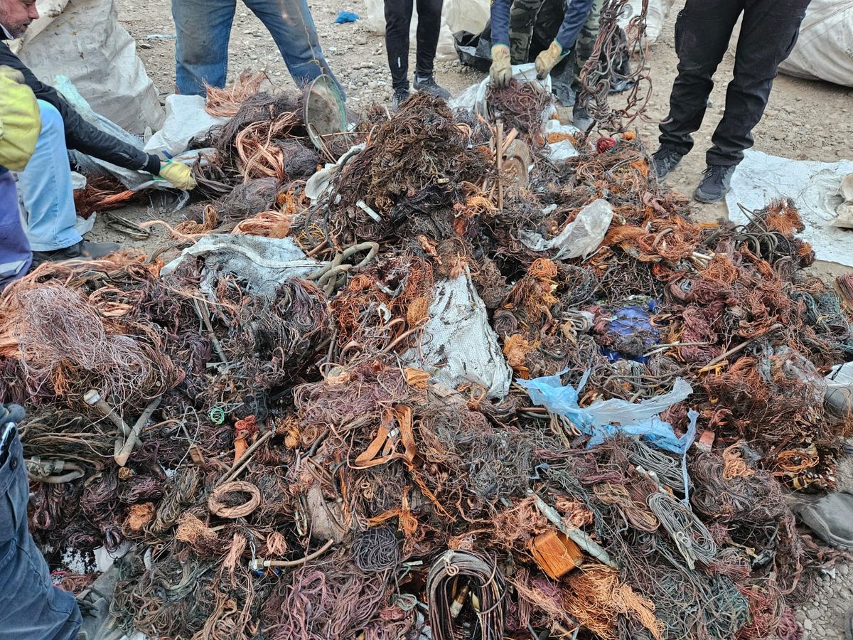 El chofer tenía entre otros elementos, 320 kilos de cobre. El chofer tenía entre otros elementos, 320 kilos de cobre.