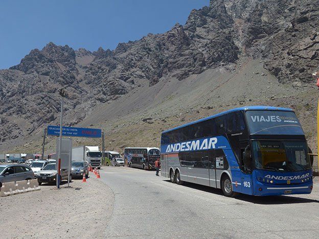 Continúa el paro de trabajadores de Aduana por 48 horas