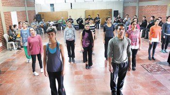 Originales cuerdas en danza