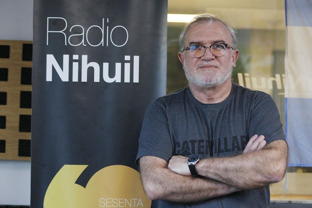 El conductor de Radio Nihuil Javier Dellamaggiore relat&oacute; el tema de las graves inundaciones en el Sur de Brasil.