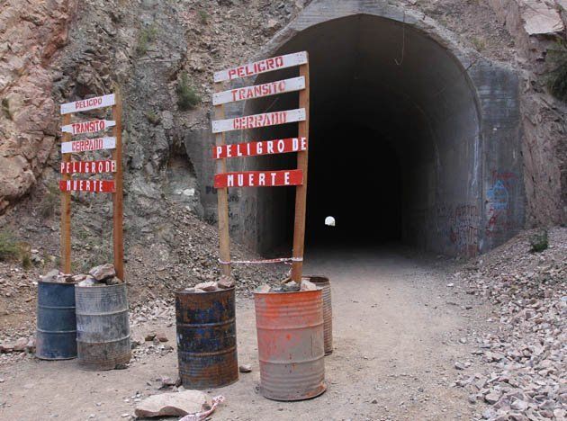 Caen las reservas en Los Reyunos por el túnel inhabilitado