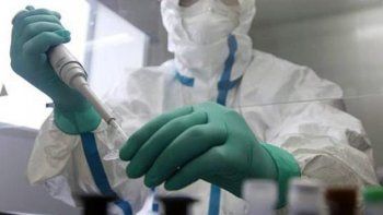 Según la OMS, miles de vacunas contra el ébola están disponibles en unos meses