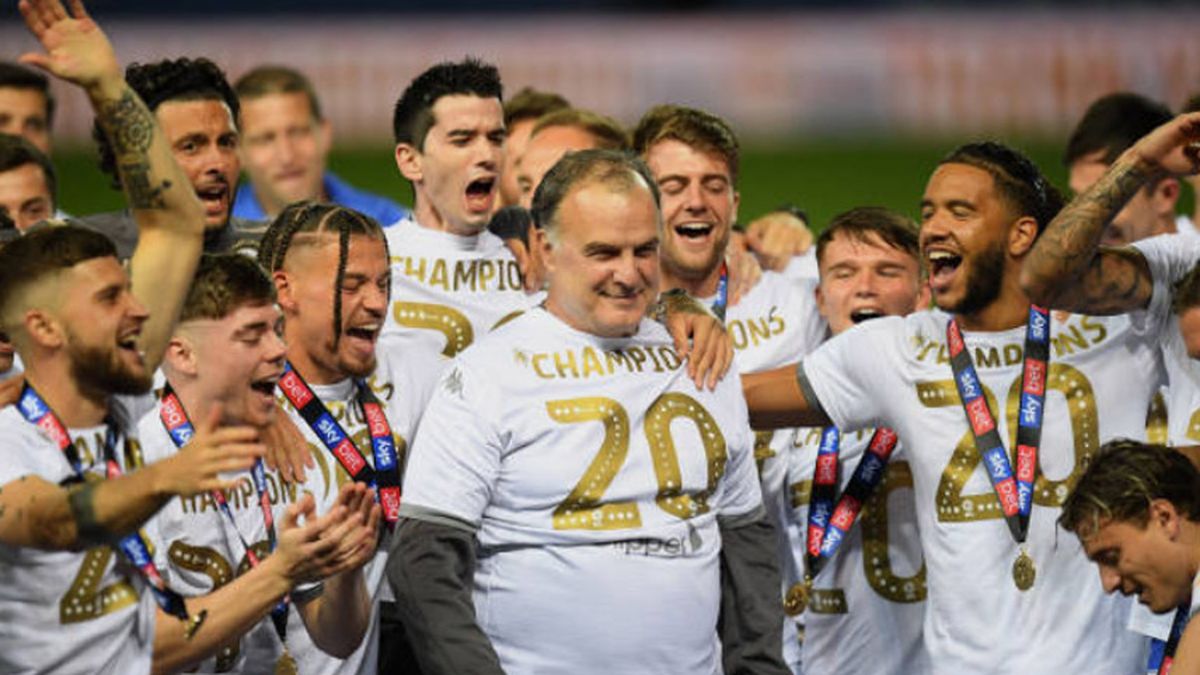 Al Leeds de Bielsa le tocó bailar con la más fea Al Leeds de Bielsa le tocó bailar con la más fea