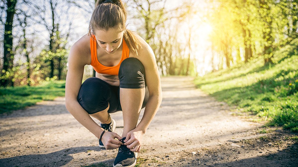 El deporte es uno de los pilares más importantes de los hábitos saludables, pero realizar ejercicio sin técnica o planificación puede tener el efecto contrario. El deporte es uno de los pilares más importantes de los hábitos saludables, pero realizar ejercicio sin técnica o planificación puede tener el efecto contrario.
