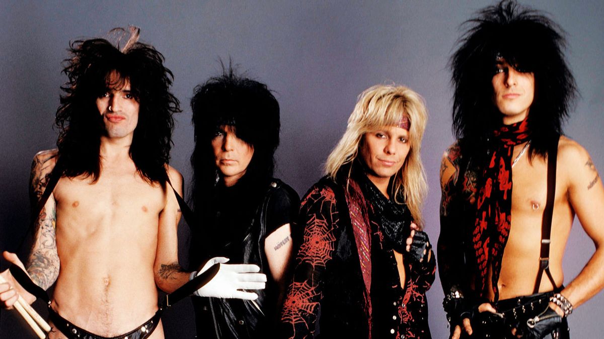 Netflix lanzó el trailer de la biopic de la banda Motley Crue