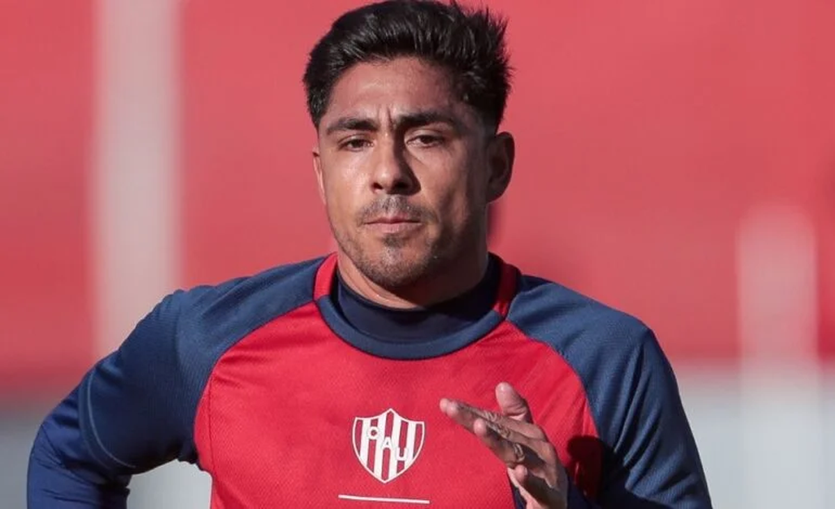 Cristian Tarragona, ex Independiente Rivadavia, juega actualmente en Uni&oacute;n.