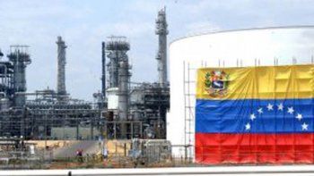 El precio del petróleo venezolano no tiene piso: cayó a 35 dólares por barril