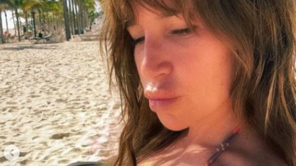Las transparencias de red de Florencia Peña paralizan las playas de México