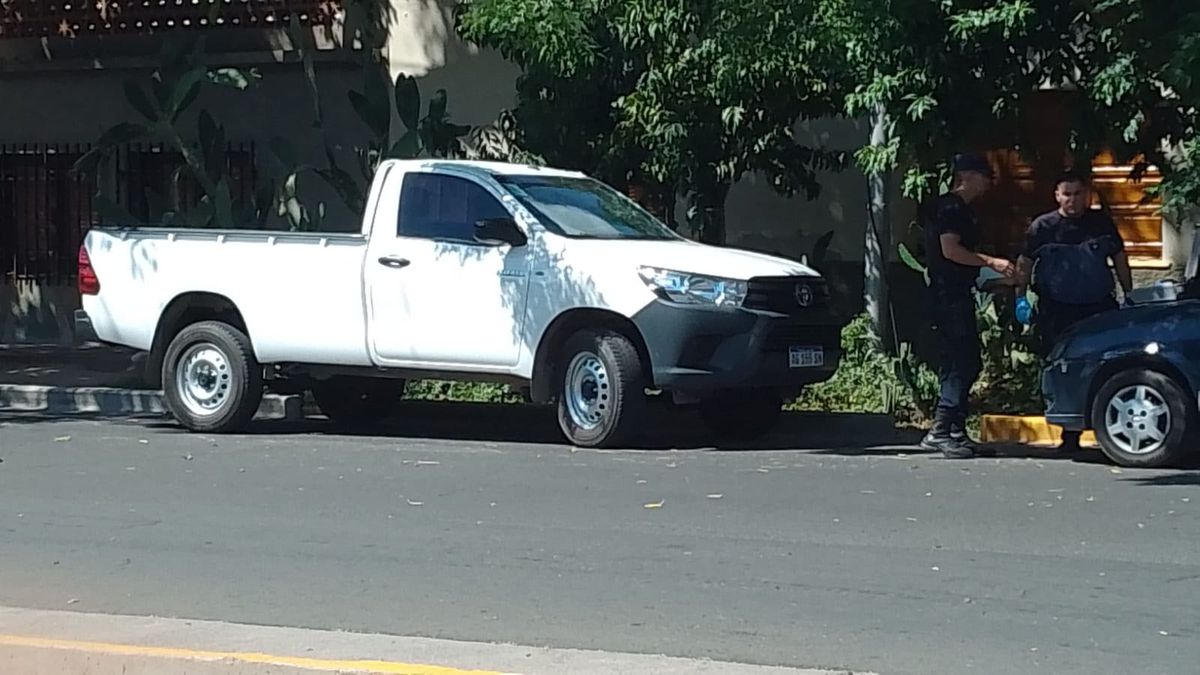 La Toyota Hilux del empresario de Corralitos fue encontrada en Pellegrini y Santa María de Oro, de San José, en Guaymallén. La Toyota Hilux del empresario de Corralitos fue encontrada en Pellegrini y Santa María de Oro, de San José, en Guaymallén.
