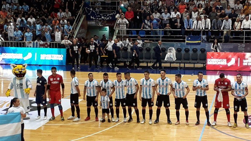 Argentina debutó en el Mundial goleando a Australia