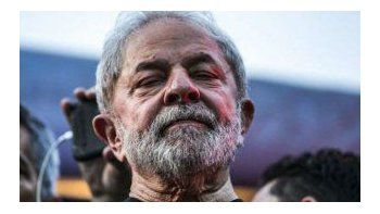 Cómo es la celda exclusiva preparada para Lula