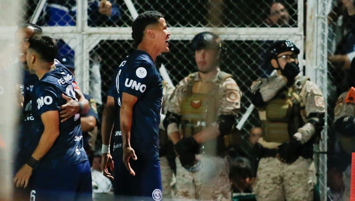 Arce abri&oacute; el camino a la gloria de Independiente Rivadavia.