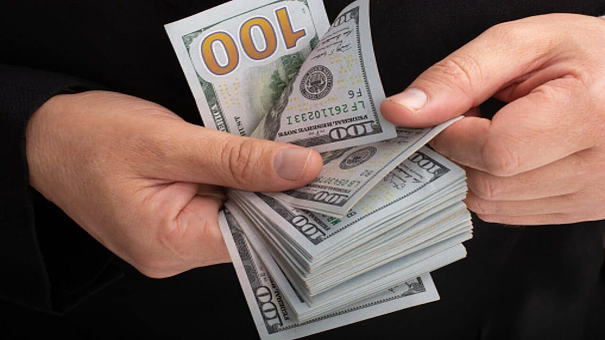 Sorpresa por la cotización del dólar blue en Mendoza.